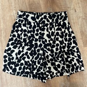 Flowy shorts size 6
